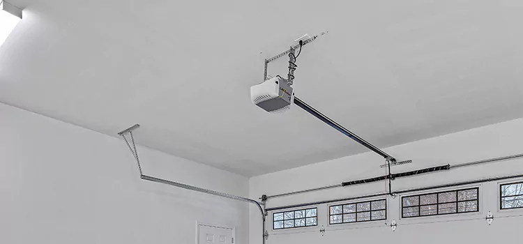 Experienced Garage Door Installers Oswego