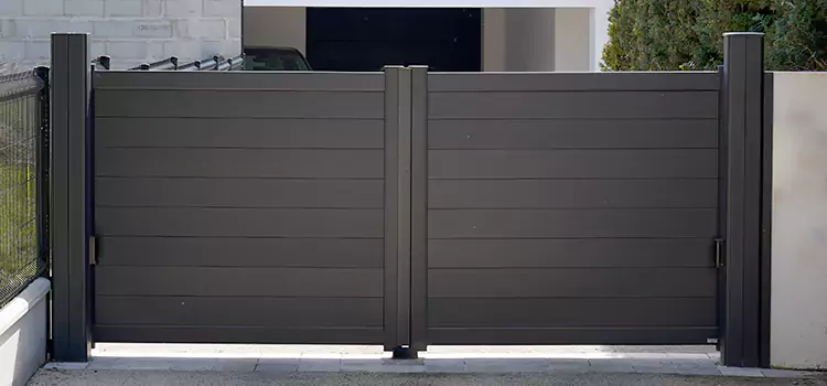 Common Residential Gate Issues We Resolve in Oswego, IL